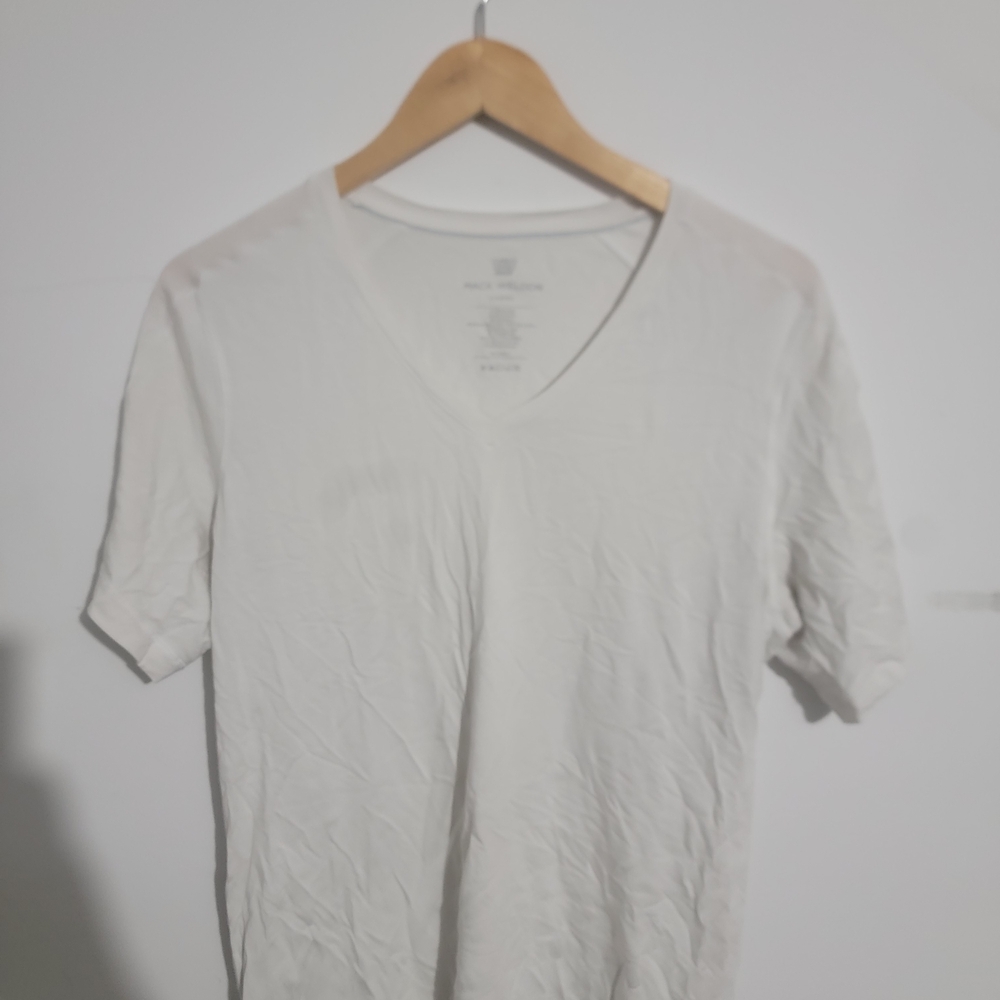 Mack Weldon Classic White V-Neck Tee